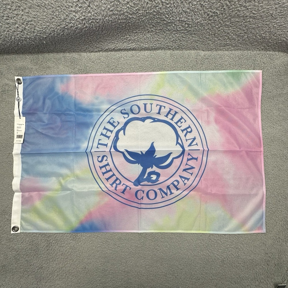 NWT Simply Southern The Southern Short Company 3'x2' Tie Dye Logo Flag 9A055-616